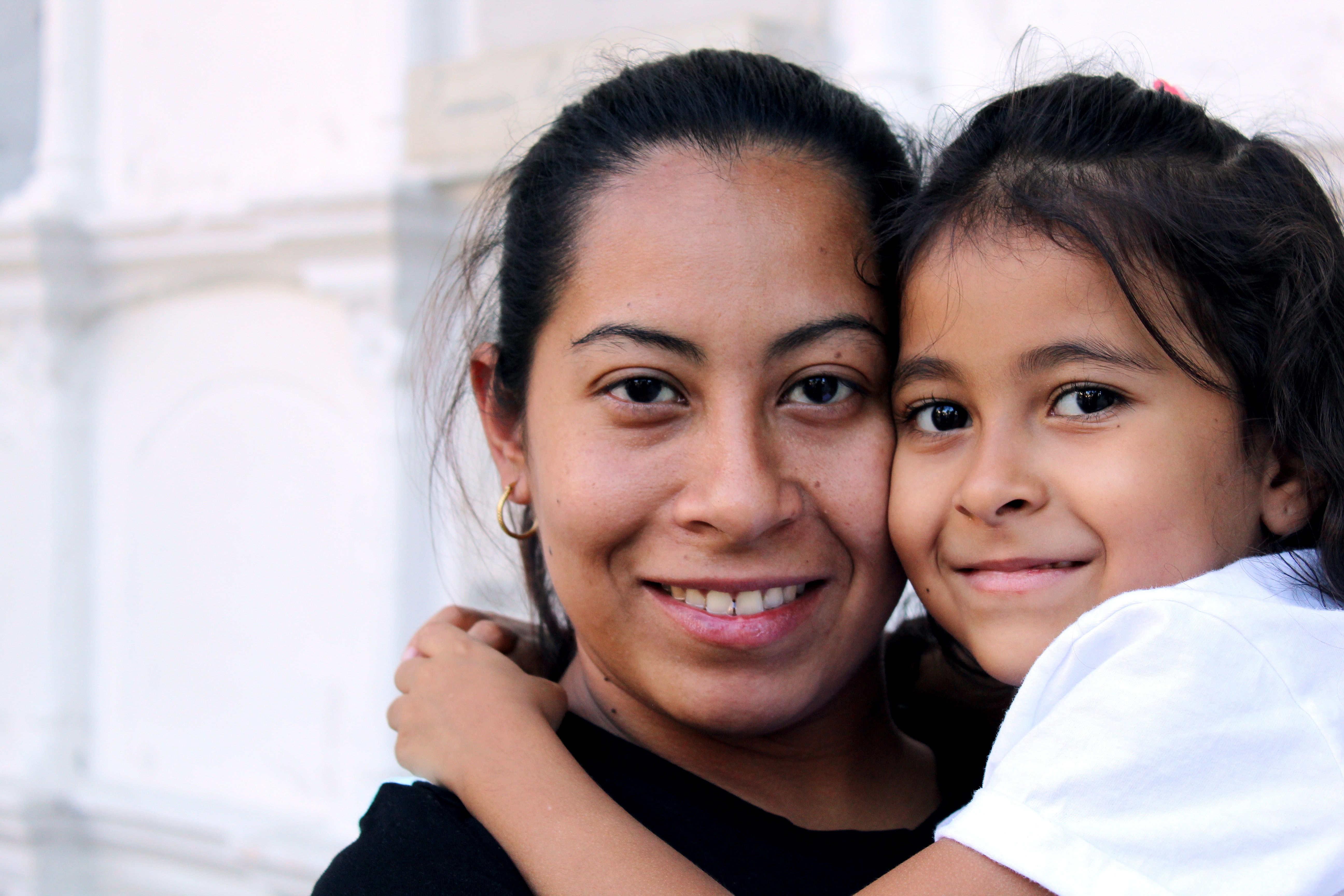 Las Madres Nuevas (Luecken & Perez)